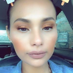 Meet your Posher, Dorys